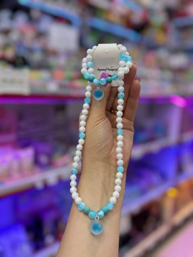 سرویس گردنبند قلب آبی