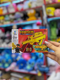 شخصیت سرباز جنگی به همراه تفنگ طلایی