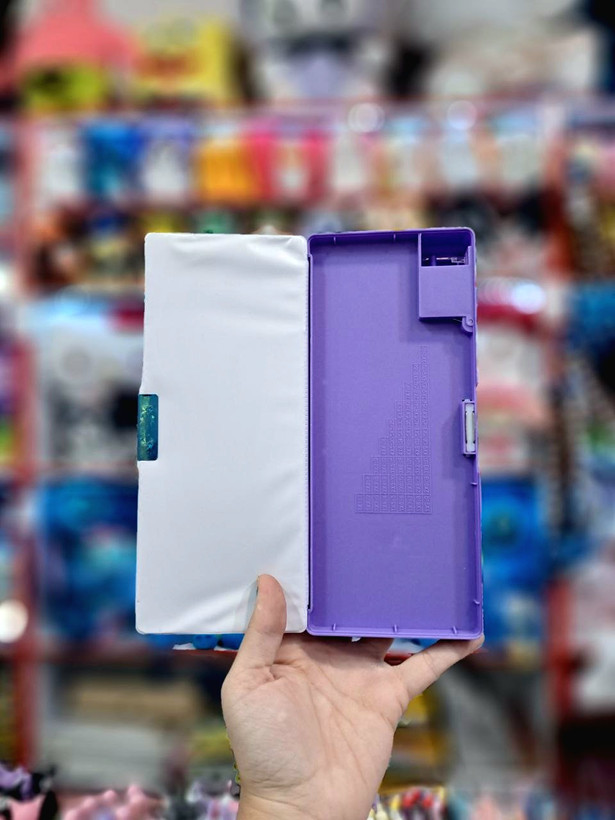 جامدادی نیم کتابی با طرح کرومی